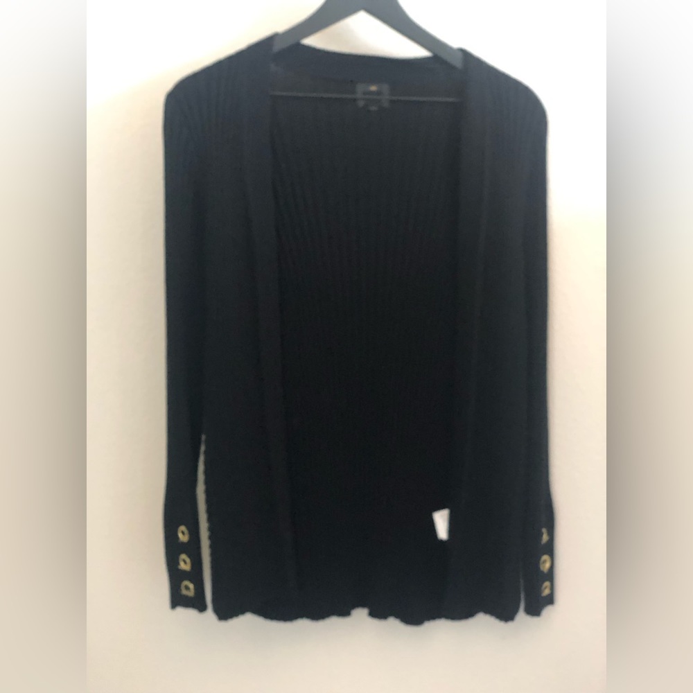 JM ribbed cardigan. Black.